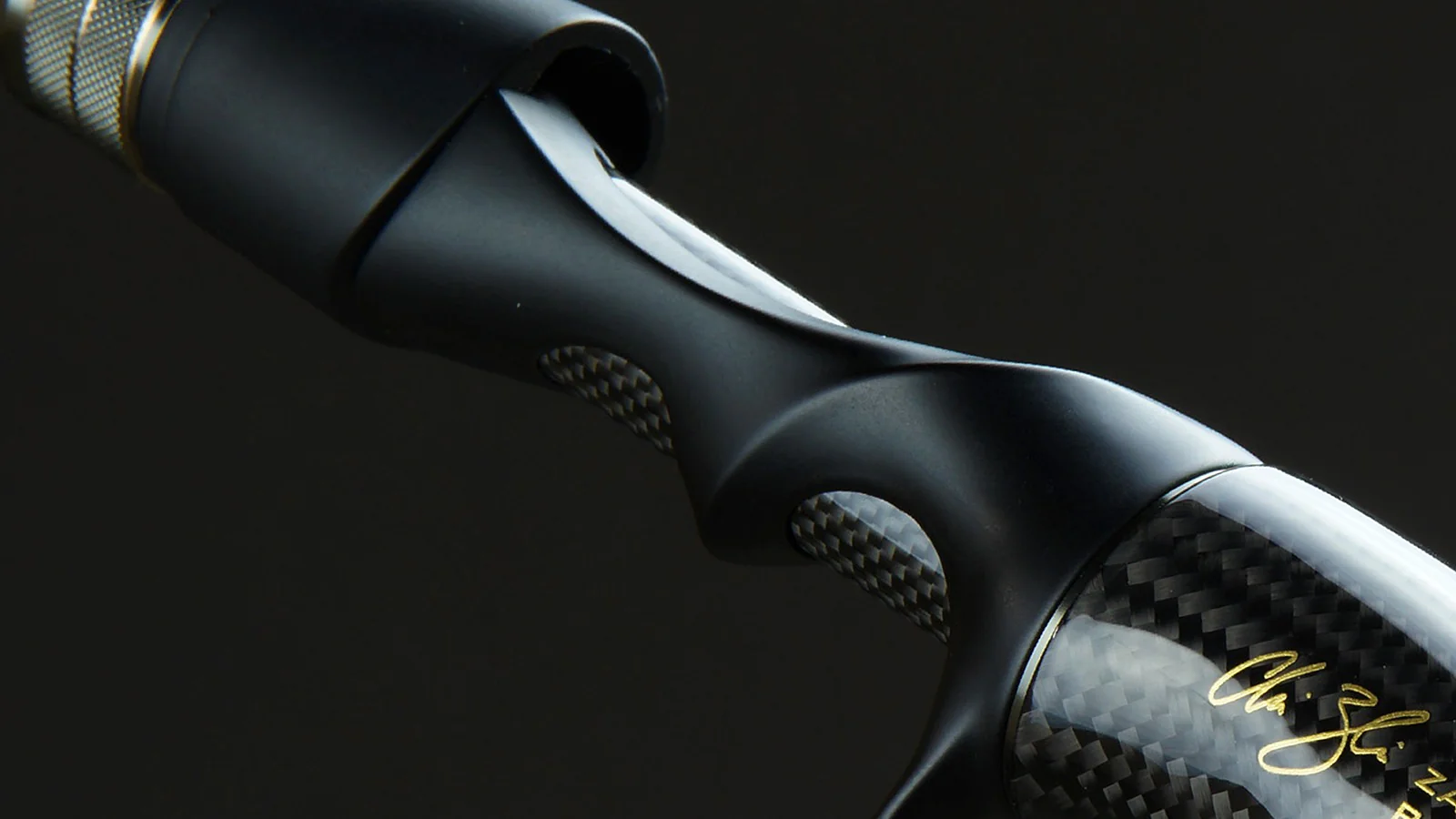 Megabass Destroyer P5 F5.5-72x The X-Bites Casting Rod - Image 4
